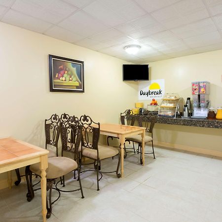Rodeway Inn Филаделфия Екстериор снимка