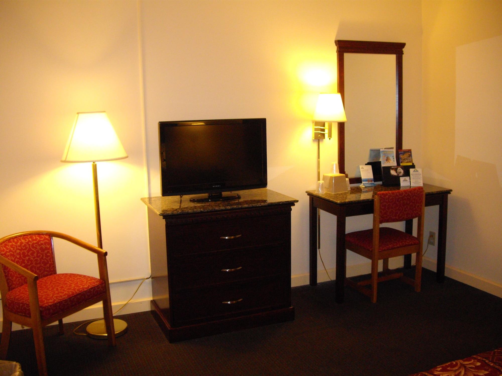 Rodeway Inn Филаделфия Екстериор снимка