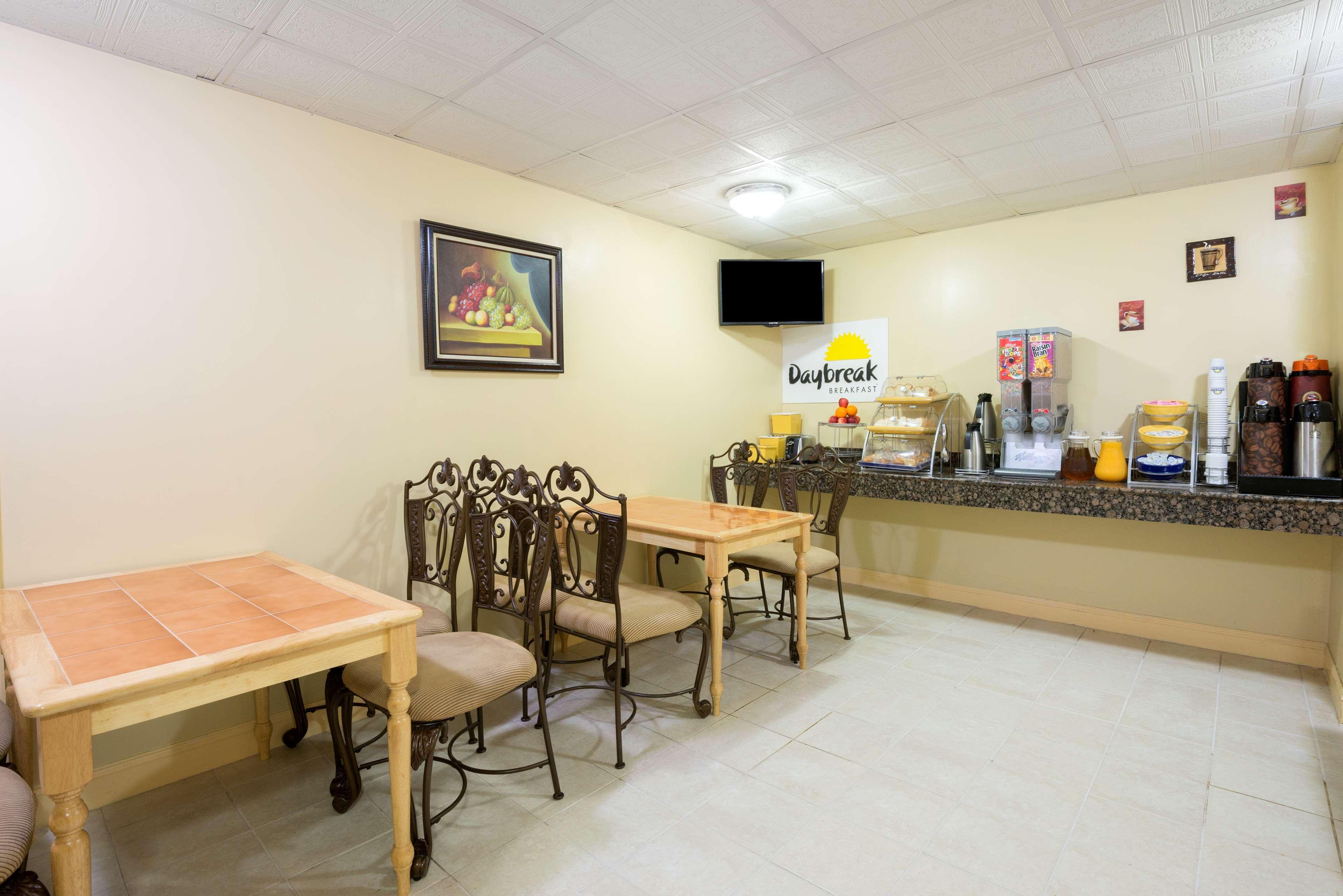 Rodeway Inn Филаделфия Екстериор снимка
