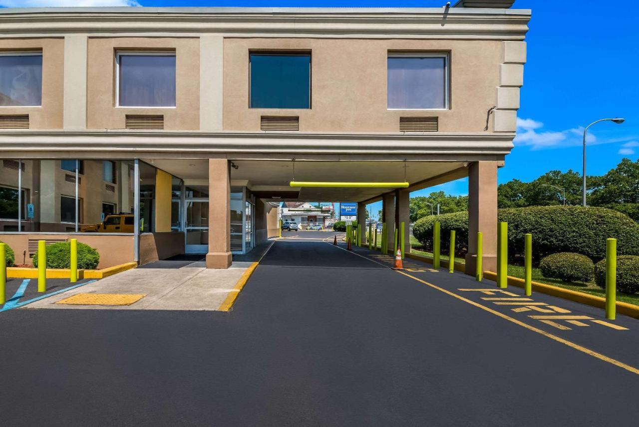 Rodeway Inn Филаделфия Екстериор снимка