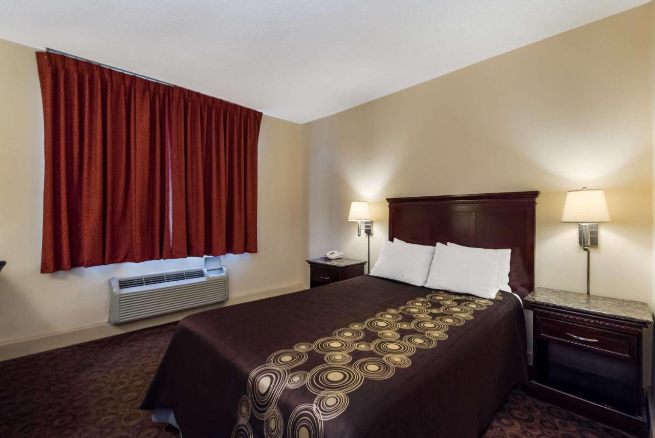 Rodeway Inn Филаделфия Екстериор снимка