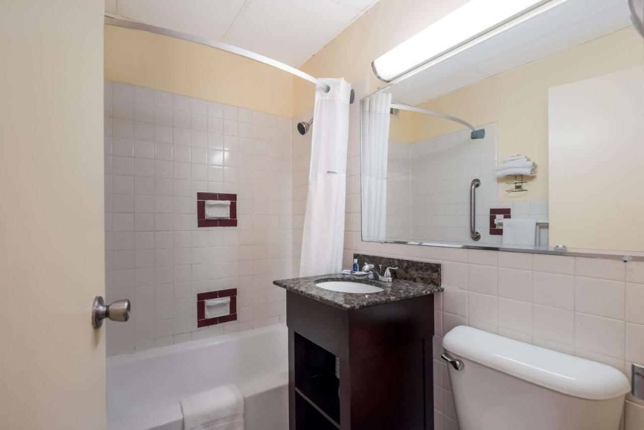 Rodeway Inn Филаделфия Екстериор снимка