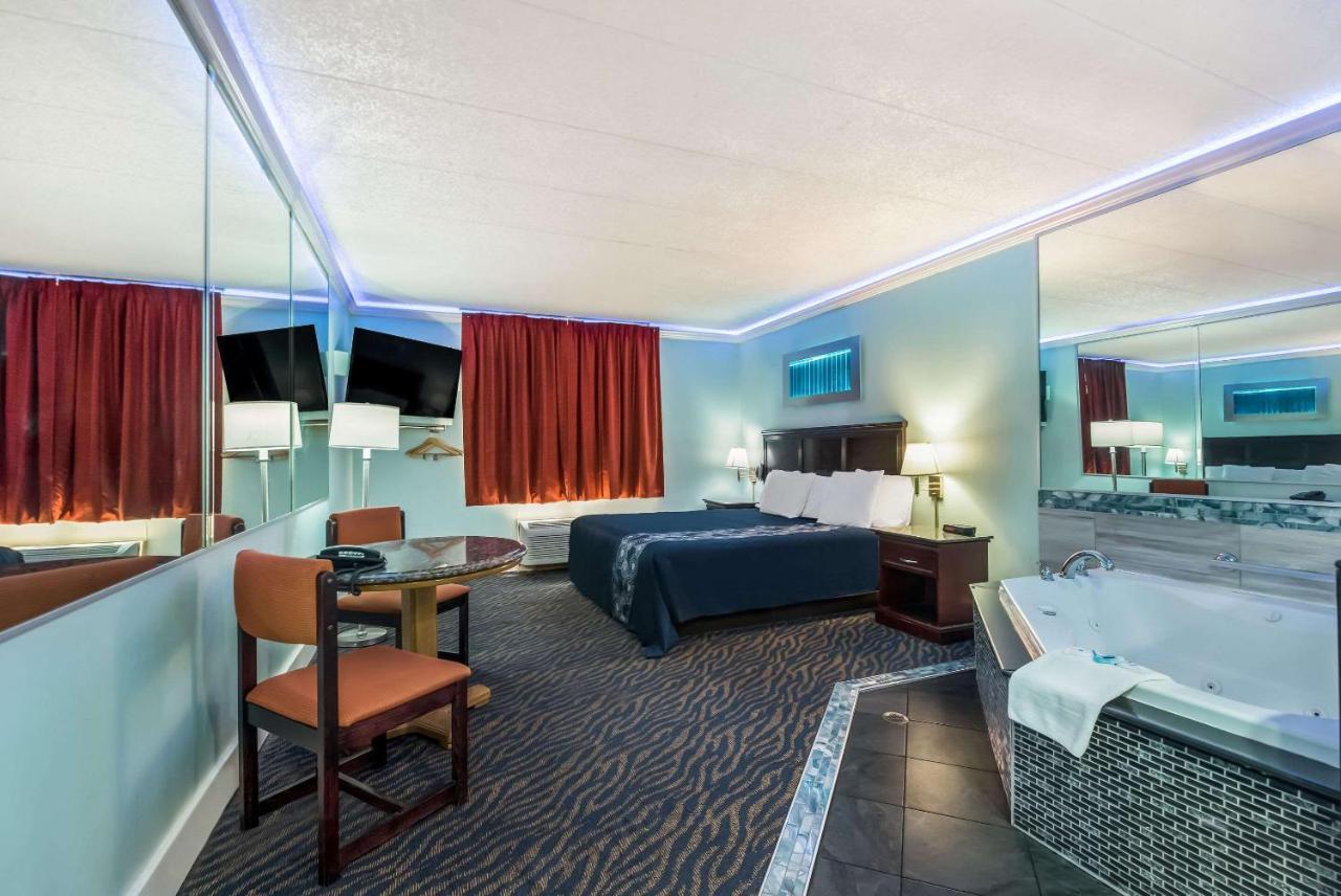 Rodeway Inn Филаделфия Екстериор снимка