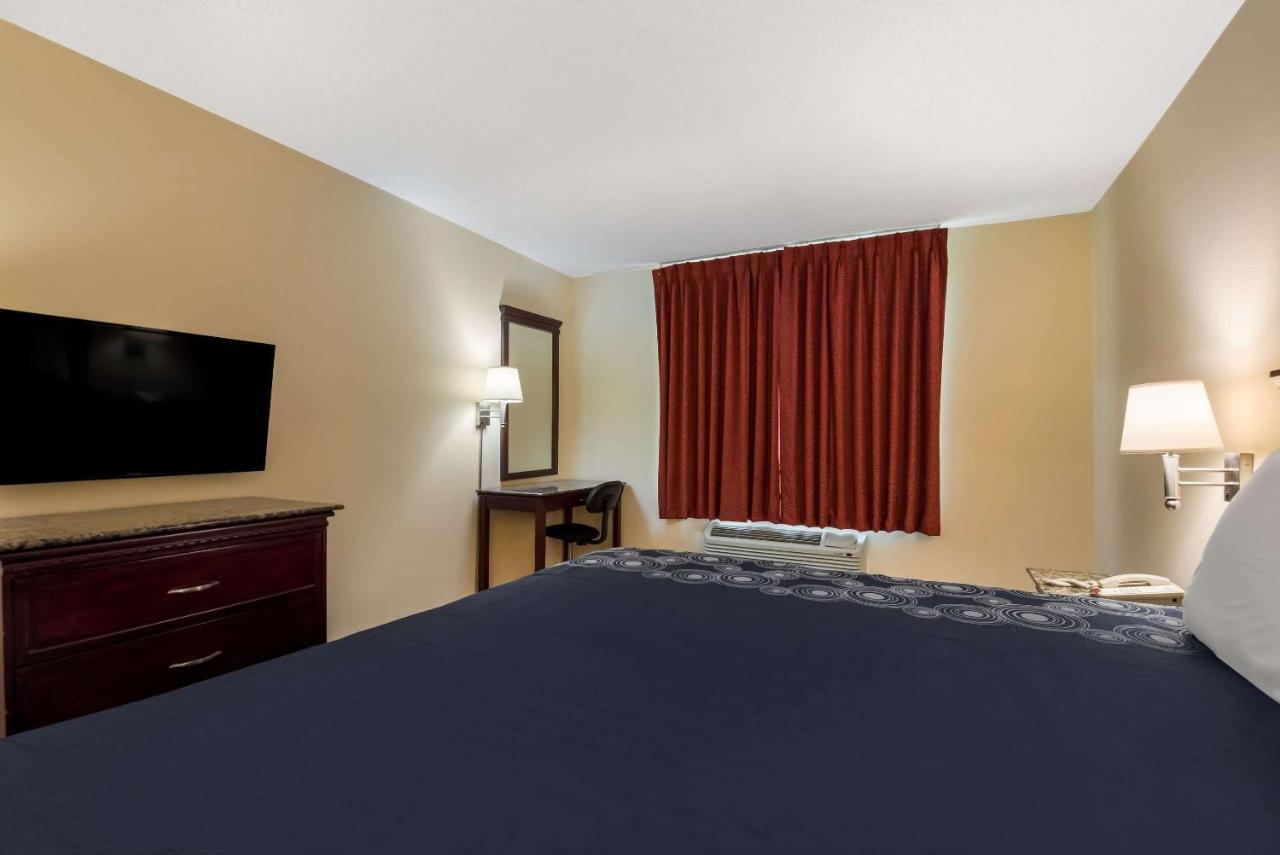 Rodeway Inn Филаделфия Екстериор снимка