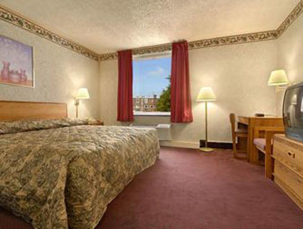 Rodeway Inn Филаделфия Екстериор снимка